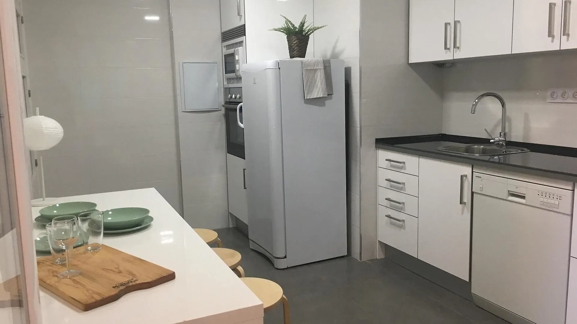 Apartment With 4 Bedrooms In Granada, With Wonderful City View, Furnis 0*, Granada Spain